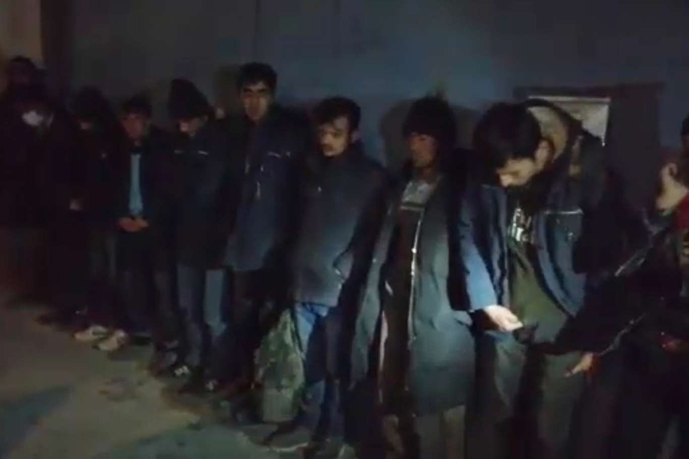 Van'da Afganistan uyruklu 11 kişi yakalandı